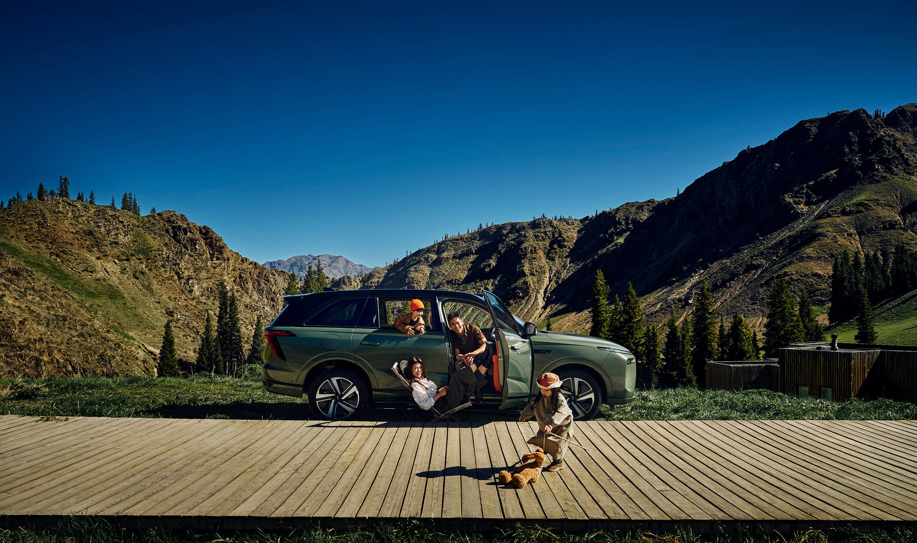 27.58万起！魏牌全新蓝山智能进阶版“掀桌”上市：首发VLA大模型，长城智驾正式进入“端到端”时代